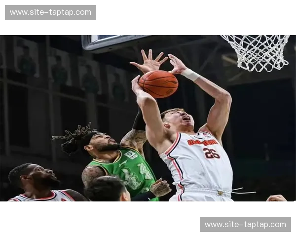 西部黑马雷霆暴露短板 二月面对强队时内线篮板保护问题亟待解决