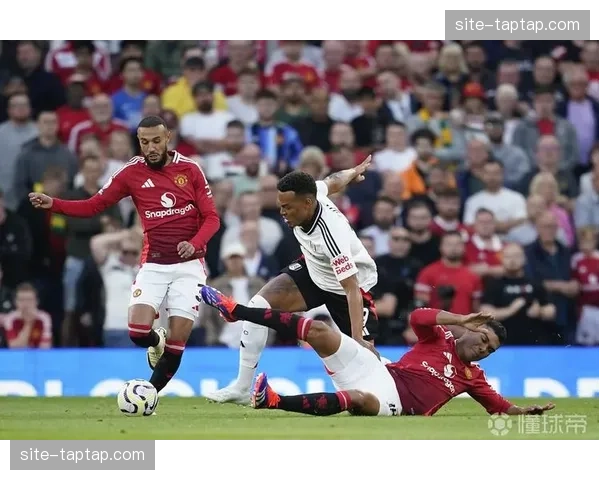 马兹拉维伤病历史引担忧 曼联医疗团队面临管理挑战